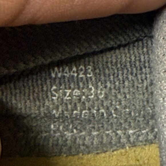 Vibram Fivefingers W4423 Gray Red Barefoot Running Shoes Women 36 GUC - Picture 8 of 12